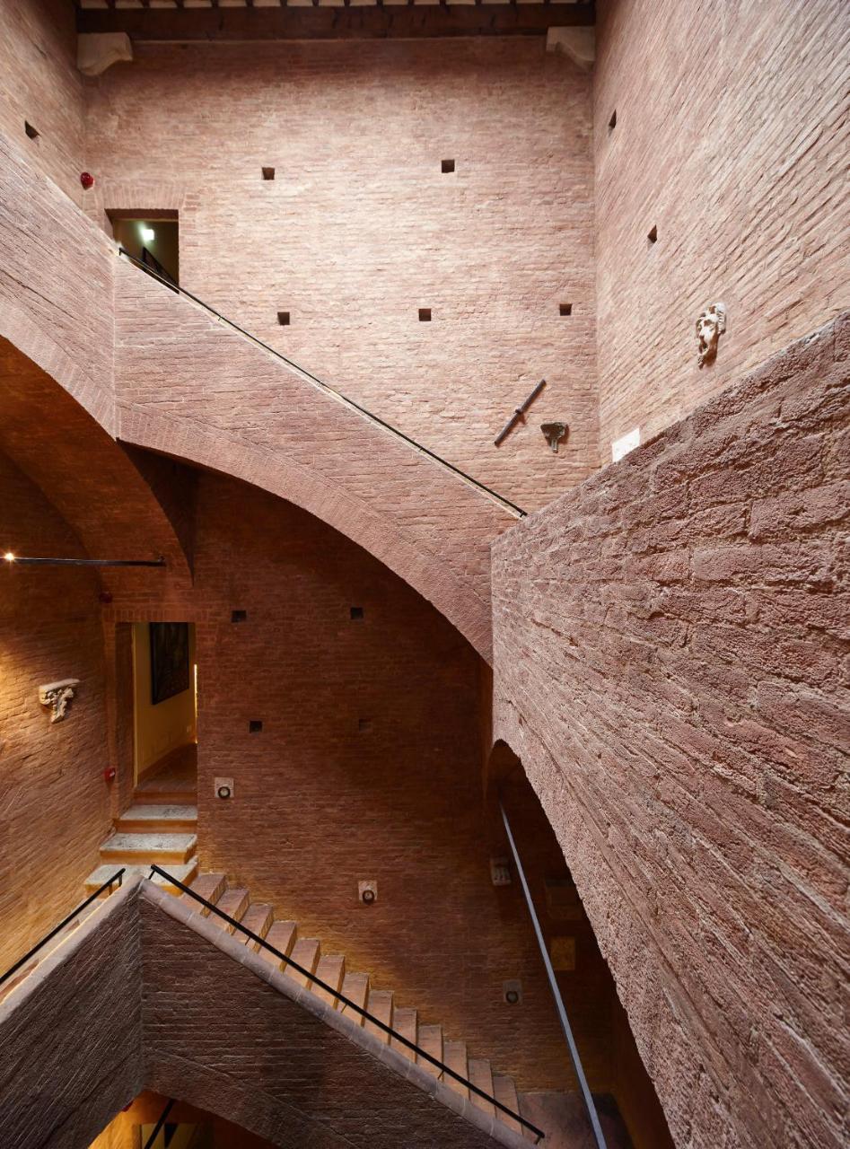 Palazzetto Rosso - Art Hotel Сиена Экстерьер фото
